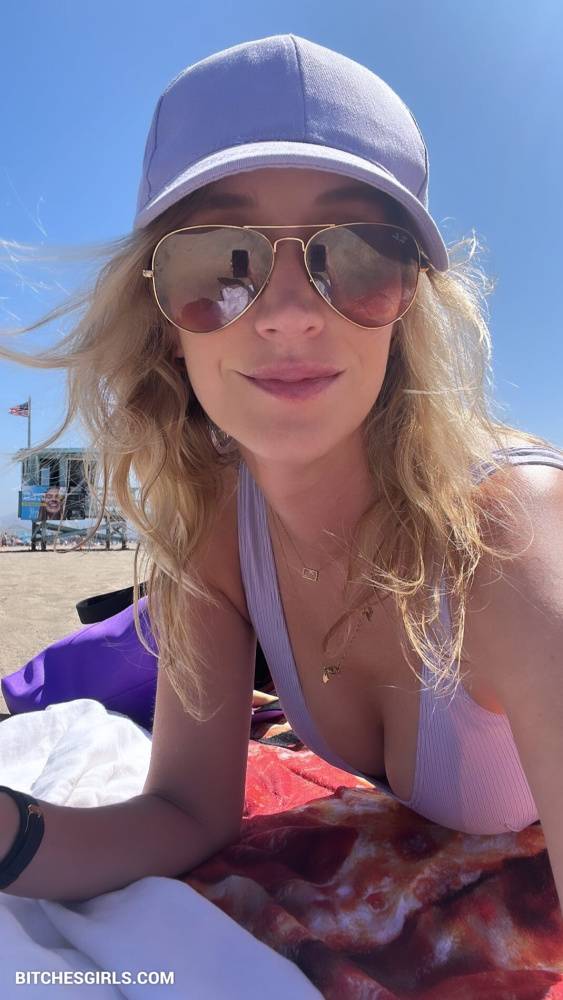 Maude Garrett Youtube Sexy Influencer - Maude - #4