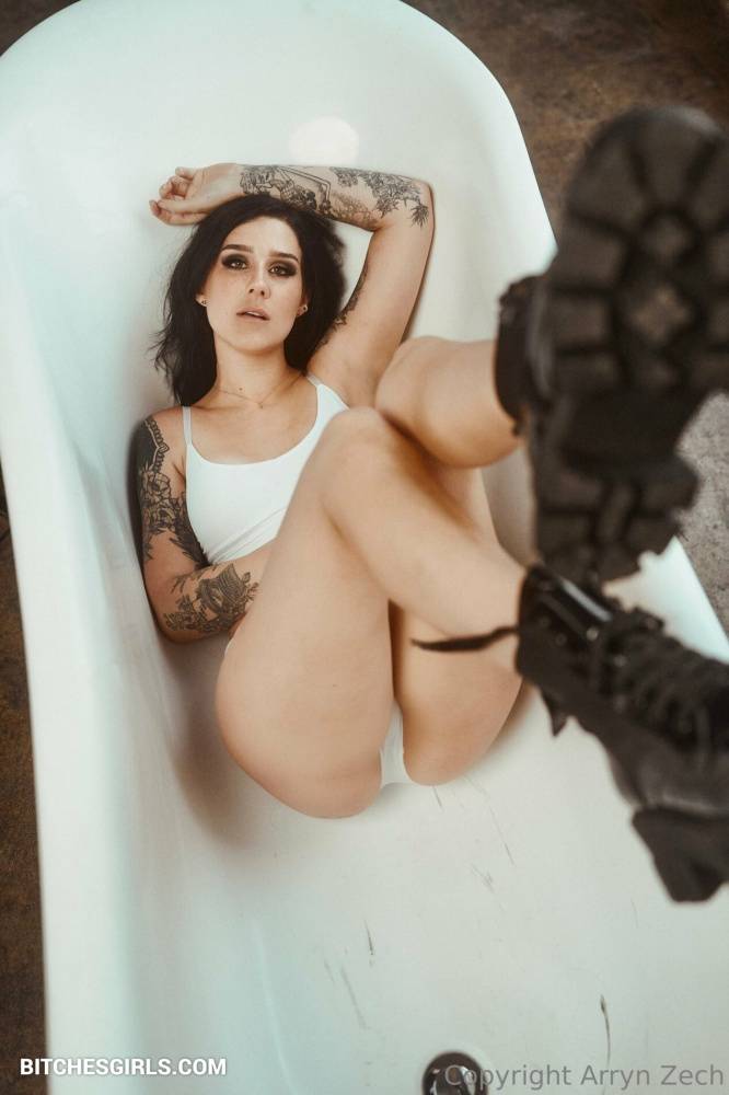 Rooster Teeth - Arryn Zech Onlyfans Leaked Naked Pics - #7