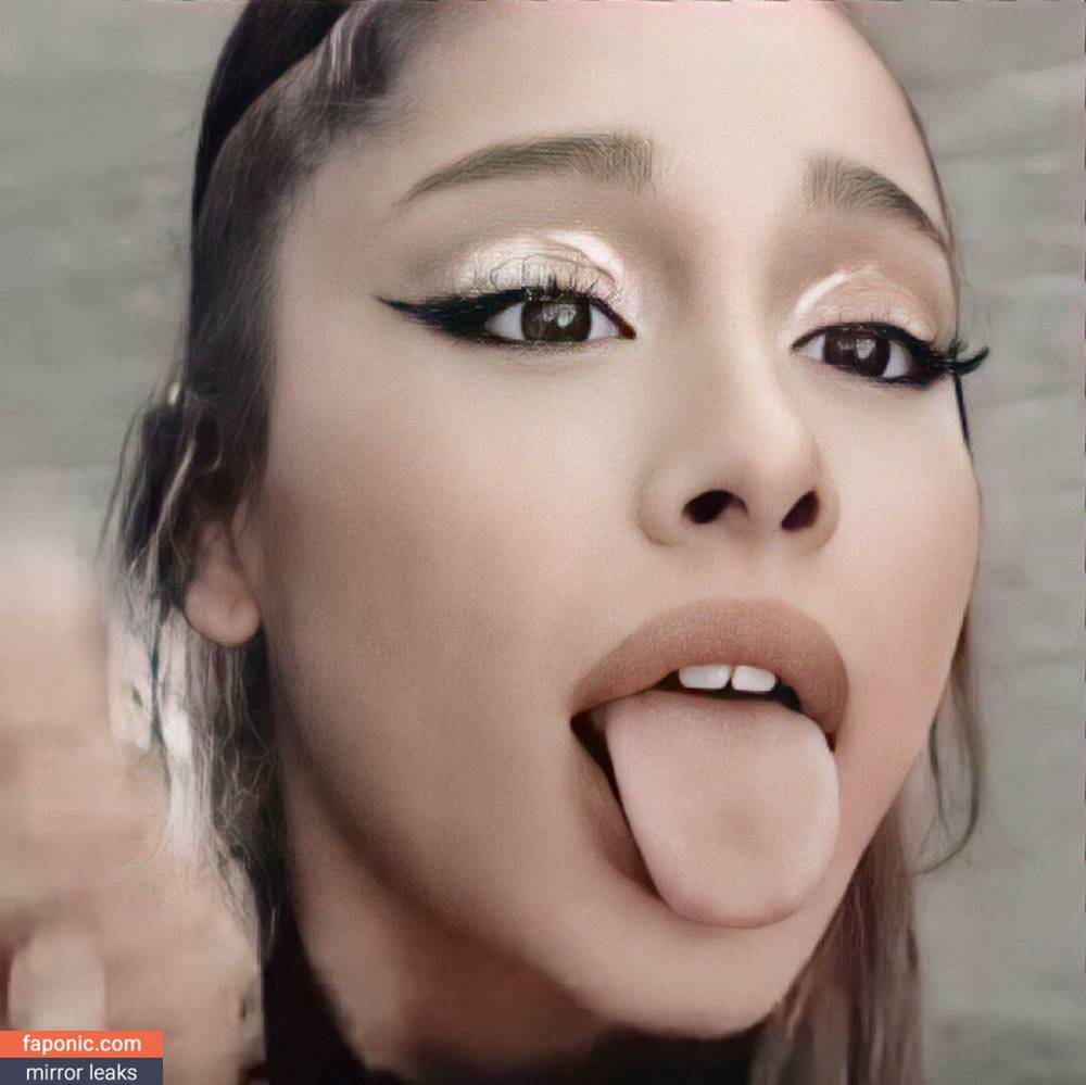 Ariana Grande aka arianagrande Nude Leaks - #1