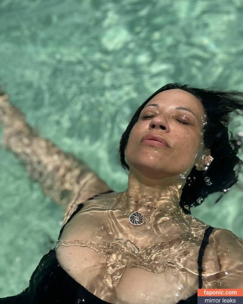 Navi Rawat aka navirawat Nude Leaks - #11