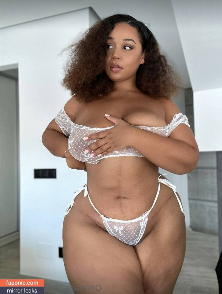 Marie Assie aka miss.assi aka missassi_ aka ms.assima aka only.assi aka peachpuppy Nude Leaks OnlyFans - #19