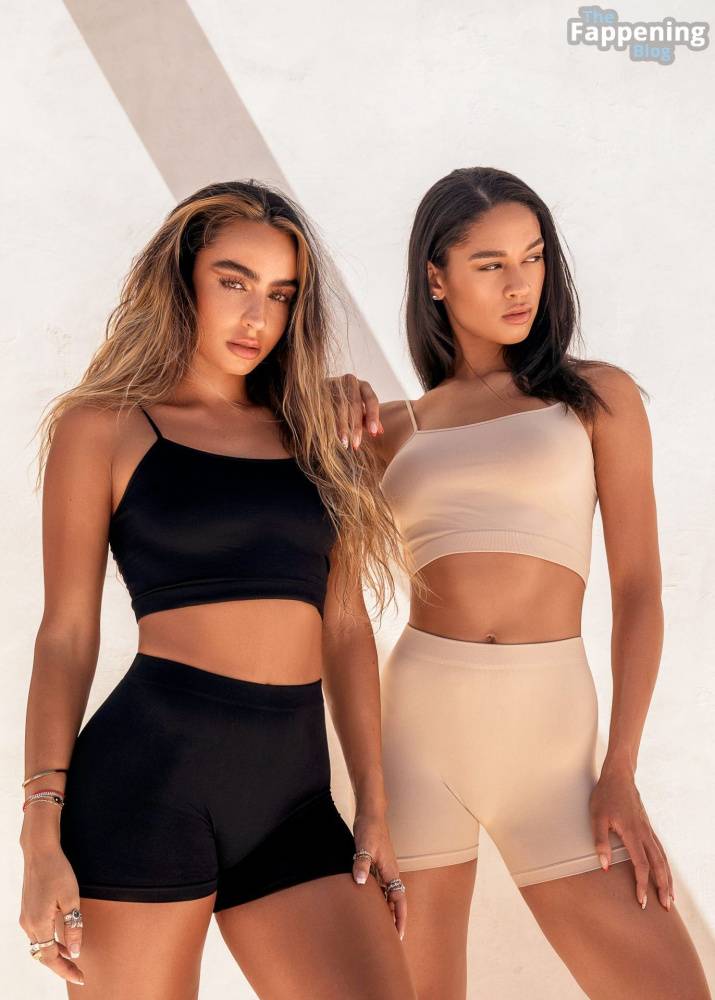 Sommer Ray Displays Her Fit Body in a New Shoot (27 Photos) - #21