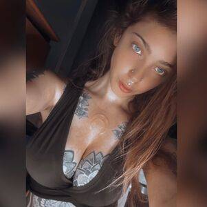 Evina98 / _.evasciacca._ / evasciacca Nude Leaks - #19