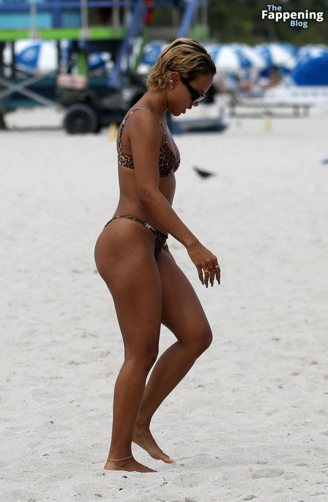 Karrueche Tran Shows Off Her Sexy Bikini Body on the Beach in Miami (87 Photos) - #28