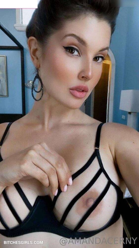 Amanda Cerny - Amandacerny Onlyfans Leaked Naked Photo - #2