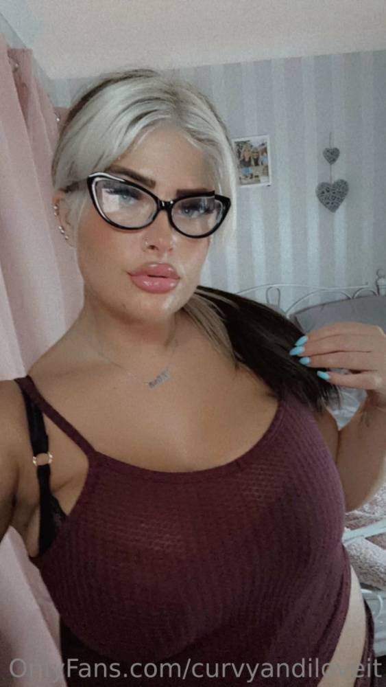 curvyandiloveit [ curvyandiloveit ] OnlyFans leaked photos on Hotleaks.tv - #1