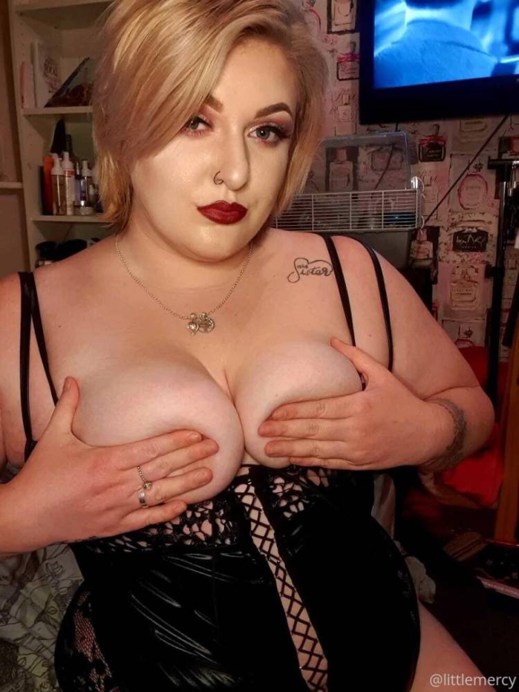 littlemercy [ littlemercy ] OnlyFans leaked photos on Hotleaks.tv - #3