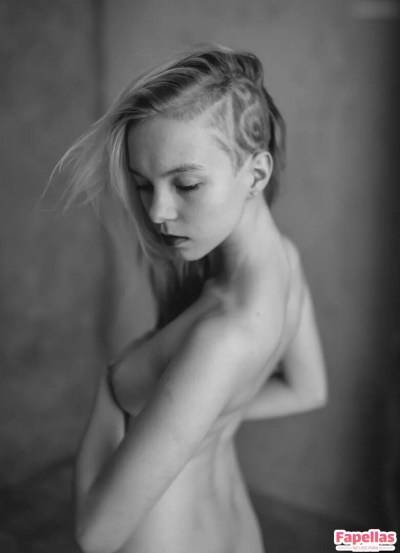 Emi Im Wunderland / emi-im-wunderland Nude Leaks OnlyFans - TheFap - #8