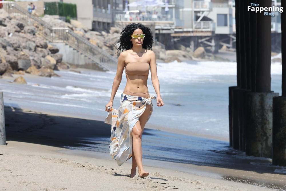 Massiel Taveras Stuns in a Bikini on the Beach in Malibu (48 Photos) - #30