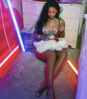 Rihanna / badgalriri Nude Leaks - #23