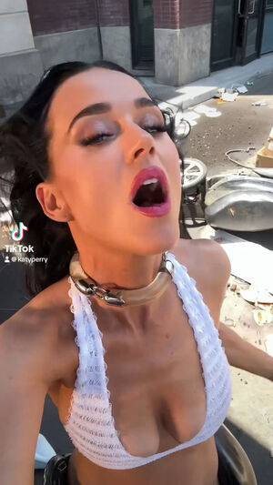 Katy Perry / katyperry Nude Leaks - #21