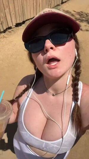 Emma Kenney / EmmaRoseKenney / emmakenney / ems4638 Nude Leaks - #25