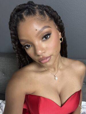 Halle Bailey / HalleBailey / Little Mermaid / chloebaileyyy Nude Leaks - #15