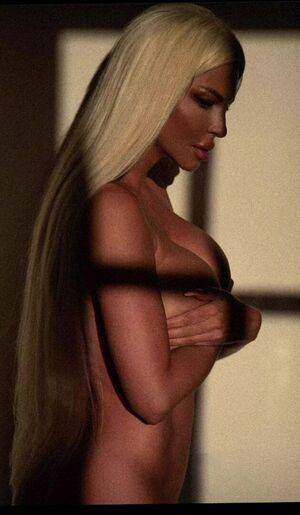 Jelena Karleusa / karleusa / karleusastar Nude Leaks - #25