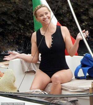 Reese Witherspoon / reesew / reesewitherspoon Nude Leaks - Fapello - #5