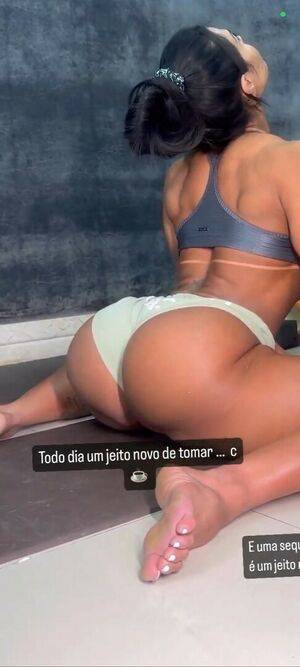 Gracyanne Barbosa / graoficial / raissabarbosa Nude Leaks - #25