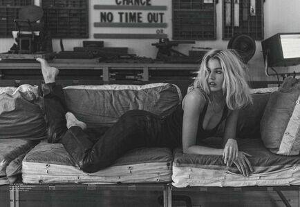 Stella Maxwell / stellamaxwell Nude Leaks - Fapello - #20