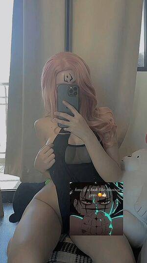 Lolaaasaur / animewifey_ / animewifey__ / louprival Nude Leaks - #11