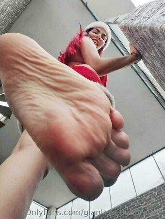 giantess.deborafree Nude Leaks OnlyFans - #6