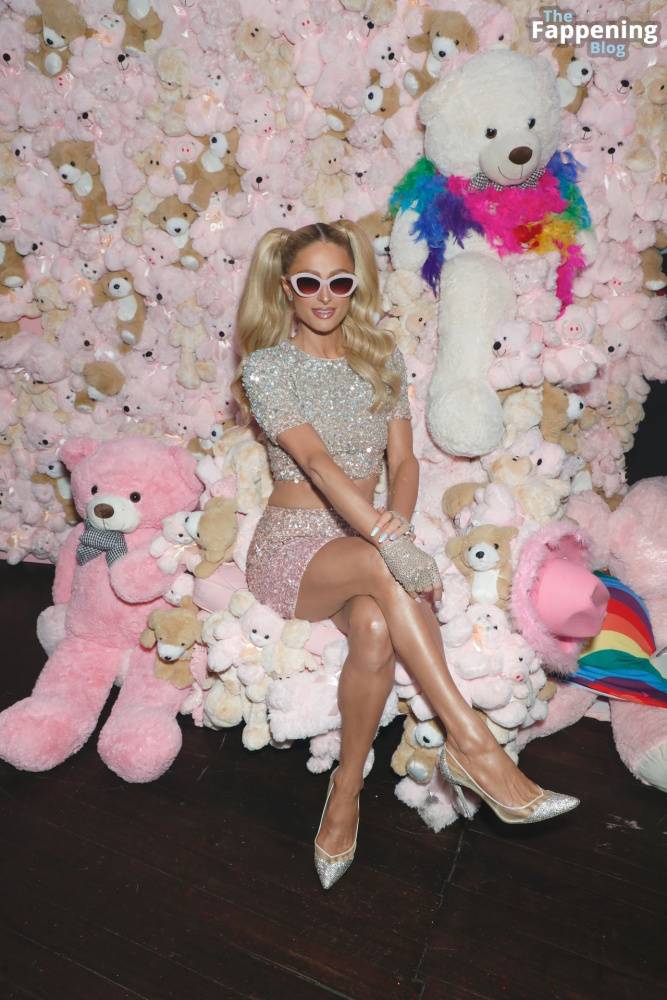 Paris Hilton Stuns at the Alice + Olivia’s Annual Pride Event (84 Photos) - #16