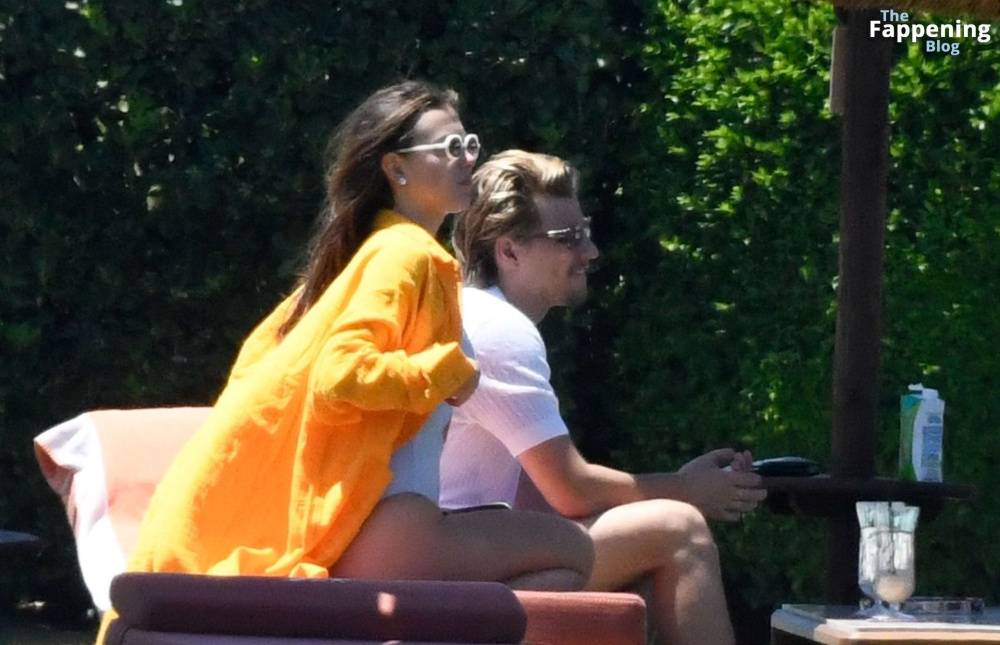 Millie Bobby Brown Enjoys Her Honeymoon in Sardinia (67 Photos) - #25