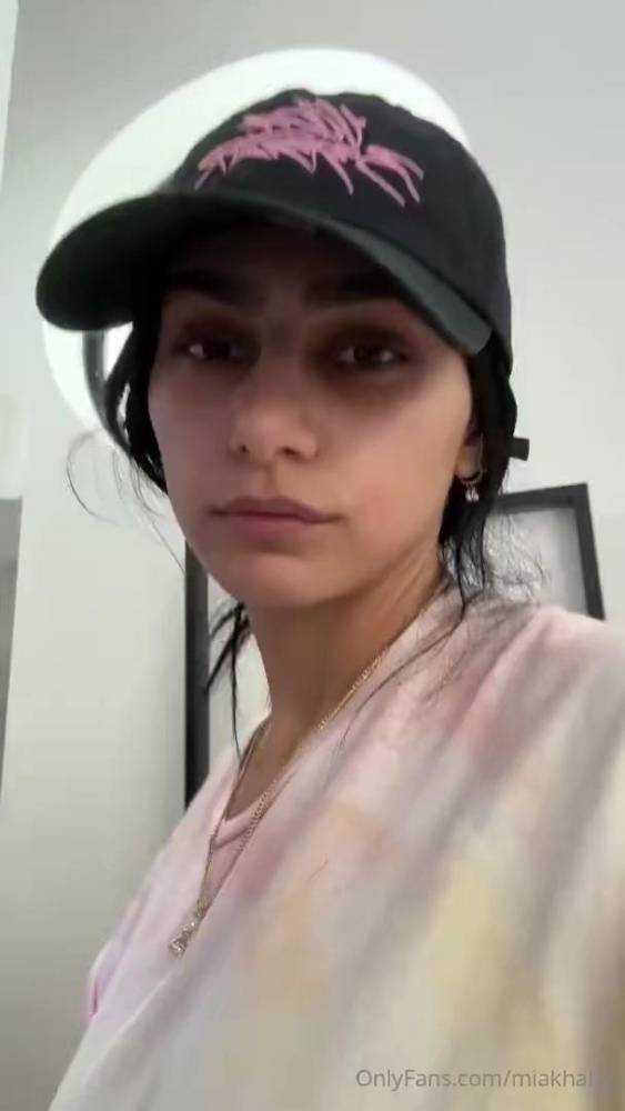 Mia Khalifa Nude Bathroom OnlyFans Livestream Leaked - #11