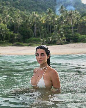 Emeraude Toubia / EmeraudeToubia / emeraude Nude Leaks - Fapello - #3