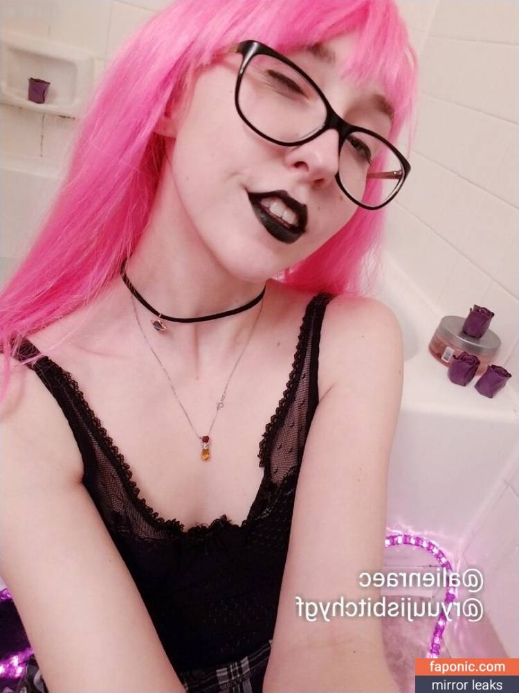 Kennt sie jemand aka https: aka mellooowx Nude Leaks OnlyFans - #20