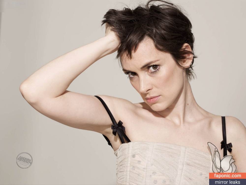 Winona Ryder aka winonaryderofficial Nude Leaks - #19