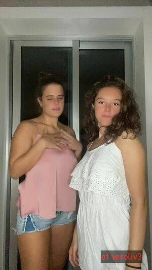 Veronica & Olivia / olivia.veronica.corr / veroliv3 Nude Leaks - #27