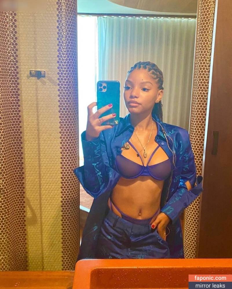 Halle Bailey aka HalleBailey aka Little Mermaid aka chloebaileyyy Nude Leaks OnlyFans - #18