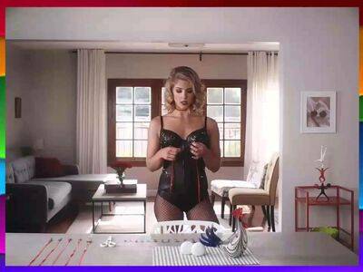 Emily Bett Rickards / emilybett Nude Leaks - Fapello - #10