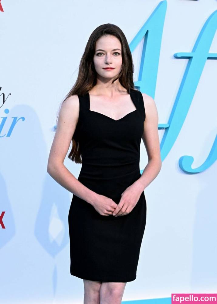 Mackenzie Foy / MackenzieFoy Nude Leaks OnlyFans - TheFap - #8