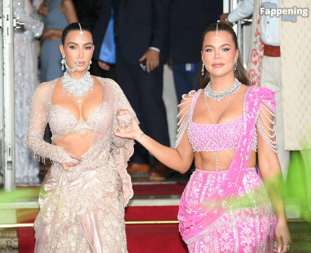 Kim Kardashian & Khloe Kardashian Look Sexy at Anant Ambani’s Wedding (22 Photos) - #9