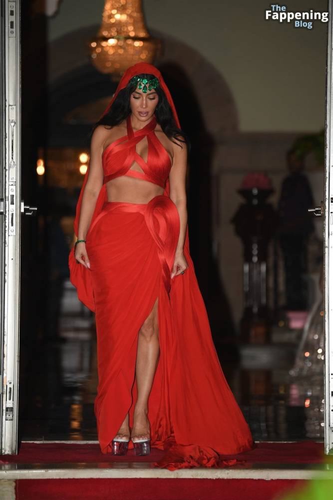 Kim Kardashian Stuns in a Red Dress in Mumbai (33 Photos) - #29