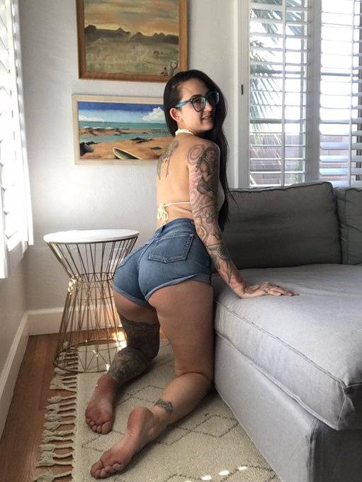 Niffler Suicide / shannon_boothby Nude Leaks OnlyFans - TheFap - #6