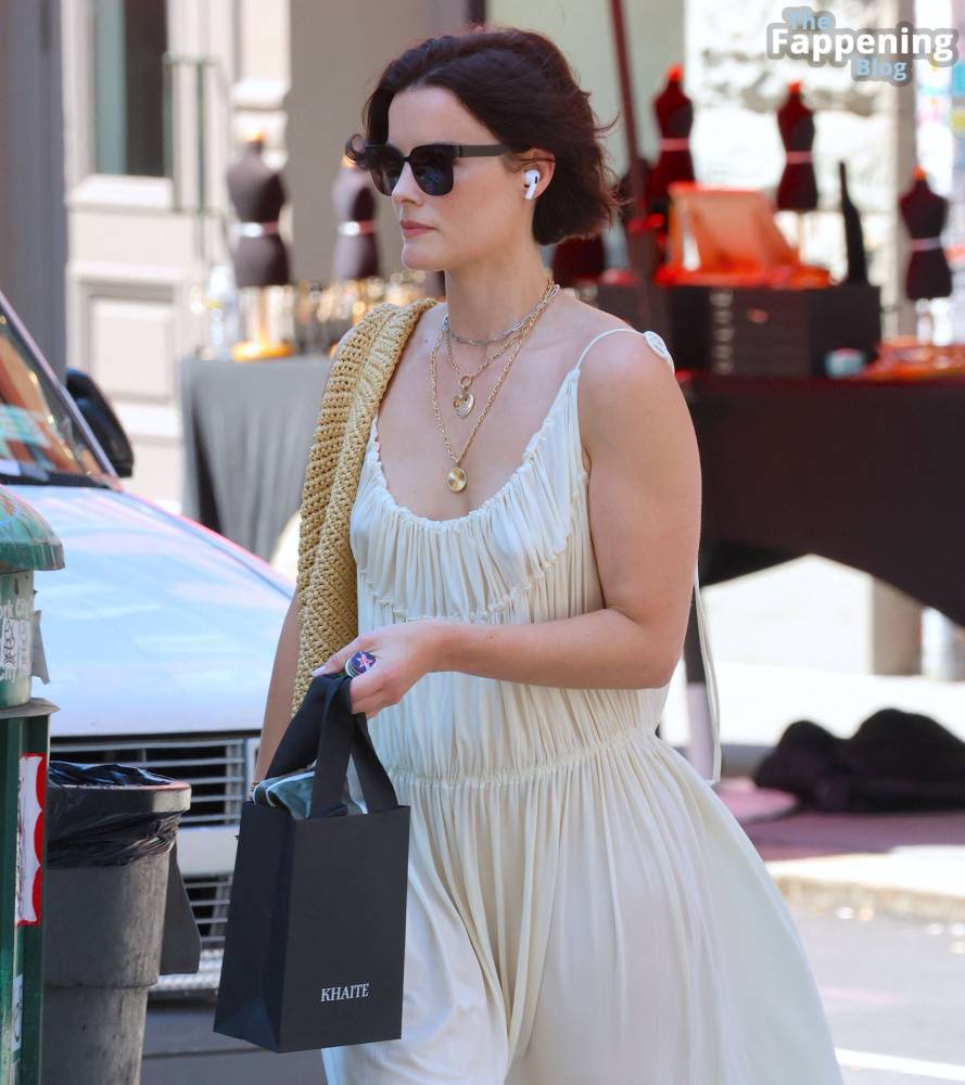 Jaimie Alexander Goes Braless in NYC (16 Photos) - #15