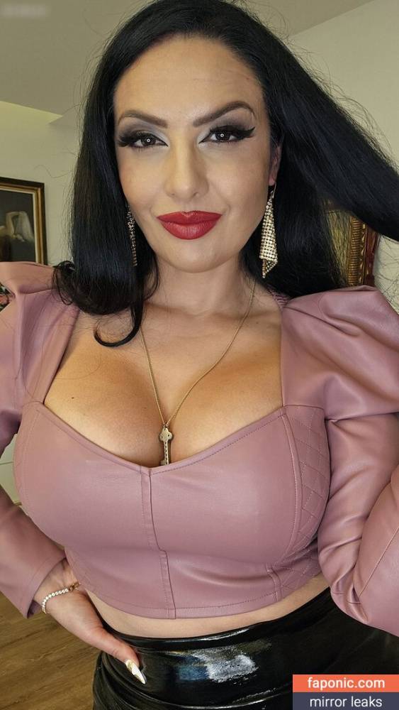 Ezada Sinn aka ezada aka ezadasinnism_ Nude Leaks OnlyFans - #4