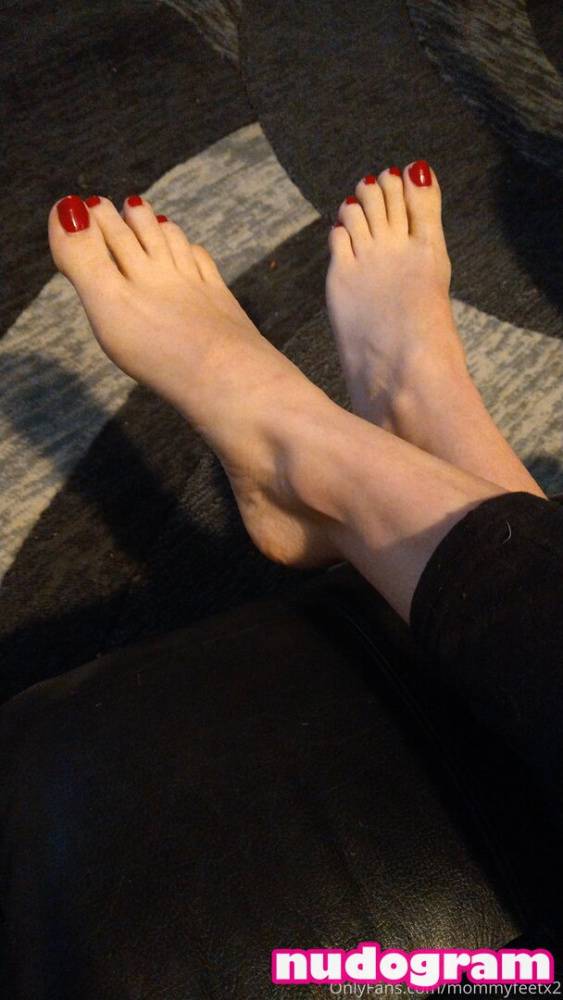 Mommyfeetx2 / mommyfeetx2 Nude Leaks OnlyFans - TheFap - #8