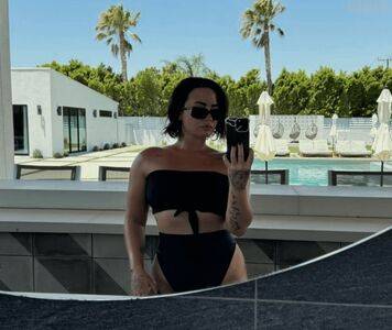 Demi Lovato / ddlovato Nude Leaks - #20