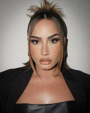 Demi Lovato / ddlovato Nude Leaks - #4