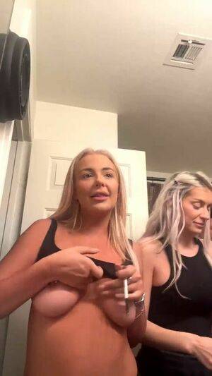 Tana Mongeau / tanamongeau Nude Leaks - #3