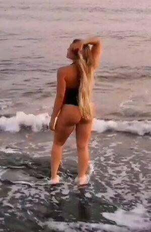 carmenelectra / carmenh_z Nude Leaks - #15