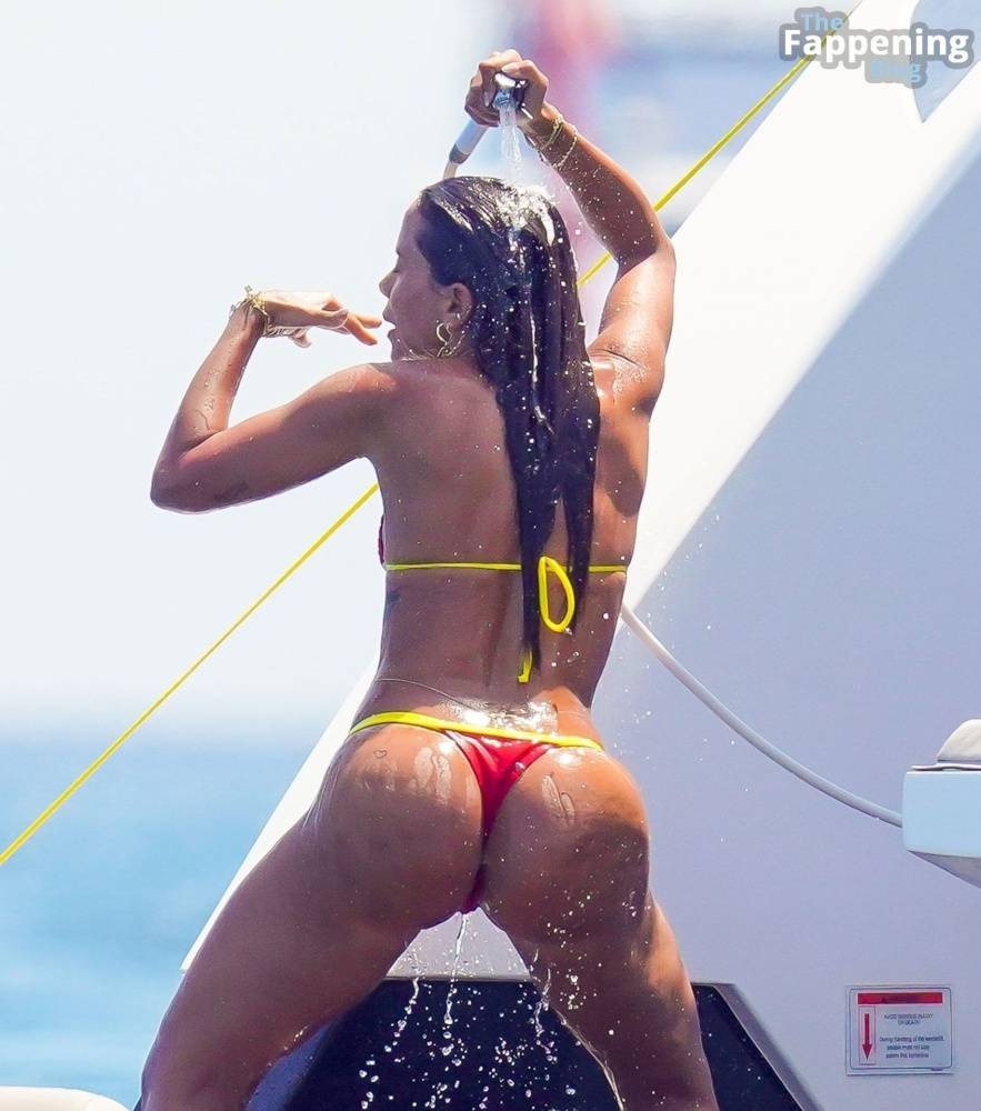 Anitta Displays Her Sexy Booty in a Bikini (40 Photos) - #6