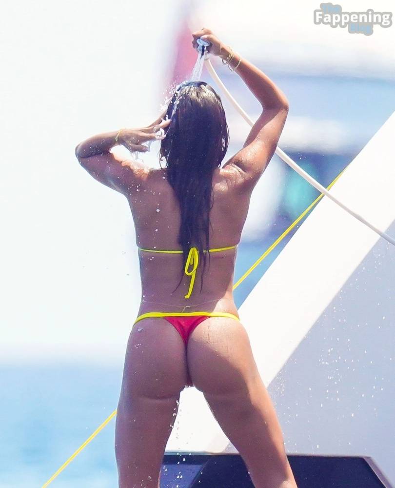 Anitta Displays Her Sexy Booty in a Bikini (40 Photos) - #2