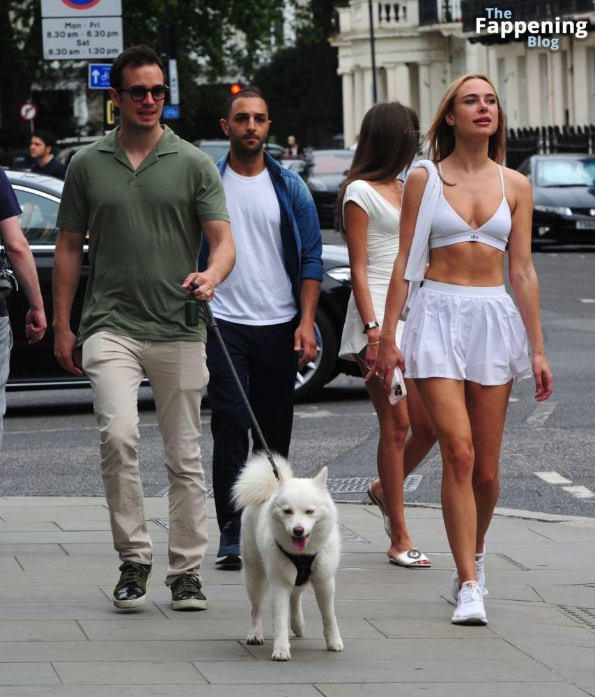 Kimberley Garner Looks Sexy in a White Outfit While Out with Friends in Chelsea (30 Photos) - #19