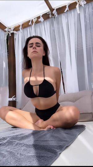 HeyHelenASMR / heyhelen_asmr Nude Leaks - Fapello - #2