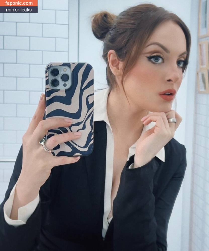 Elizabeth Gillies aka lizgillz Nude Leaks - #3