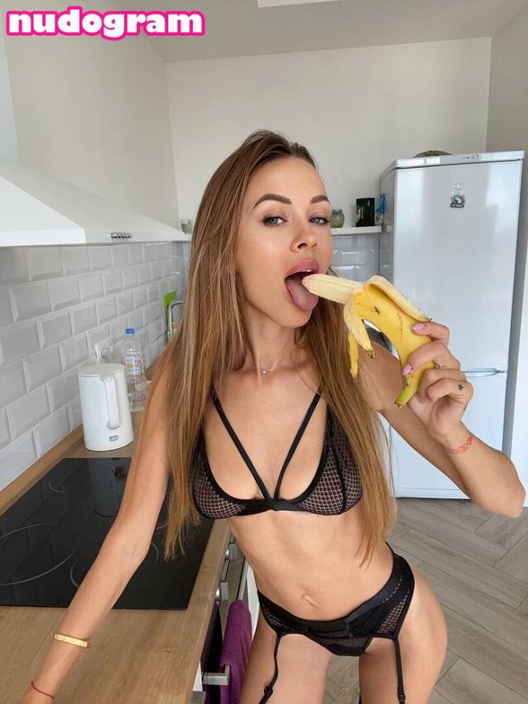 Bambolinamodelina / bambolinamodelina Nude Leaks OnlyFans - TheFap - #16