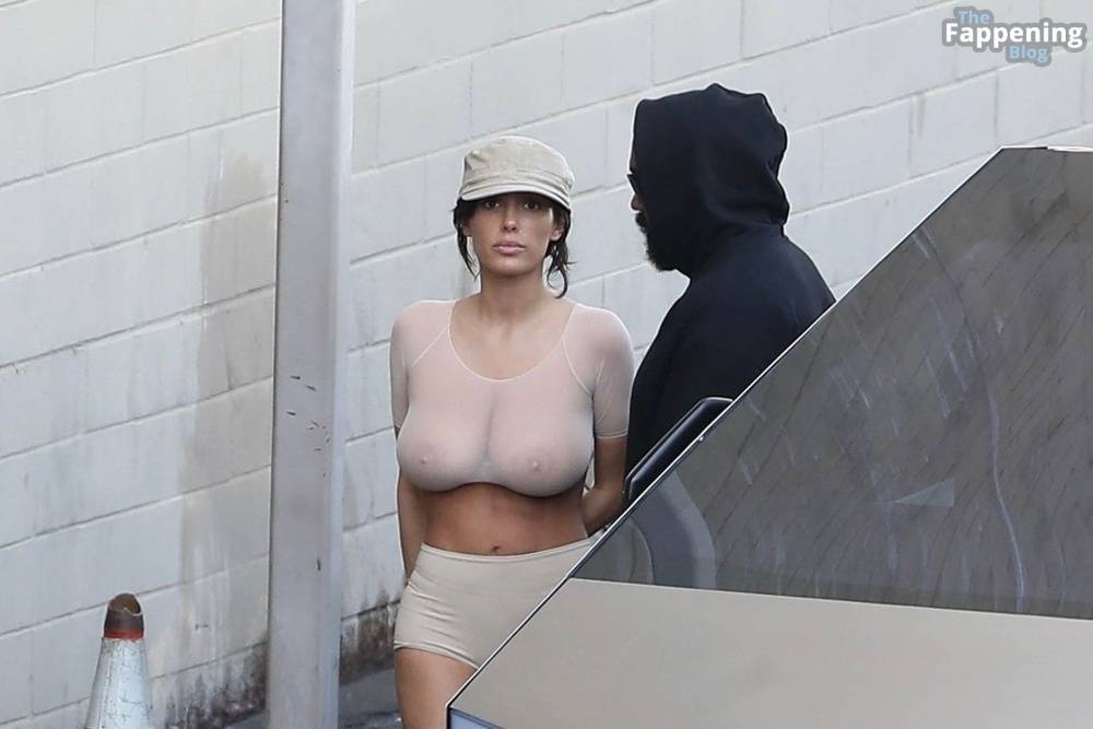 Bianca Censori Shows Off Her Nude Boobs in LA (78 Photos) - #16